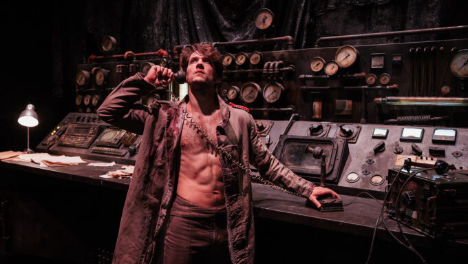 Walk My World - Hector